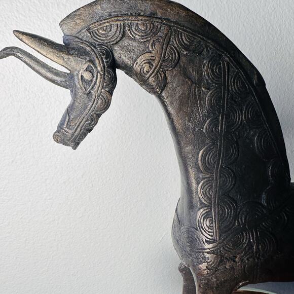 RARE Dogon Bronze Horse Sculpture • Mali • Solid Lost-Wax Bronze • 12”x10" - Picture 2 of 9